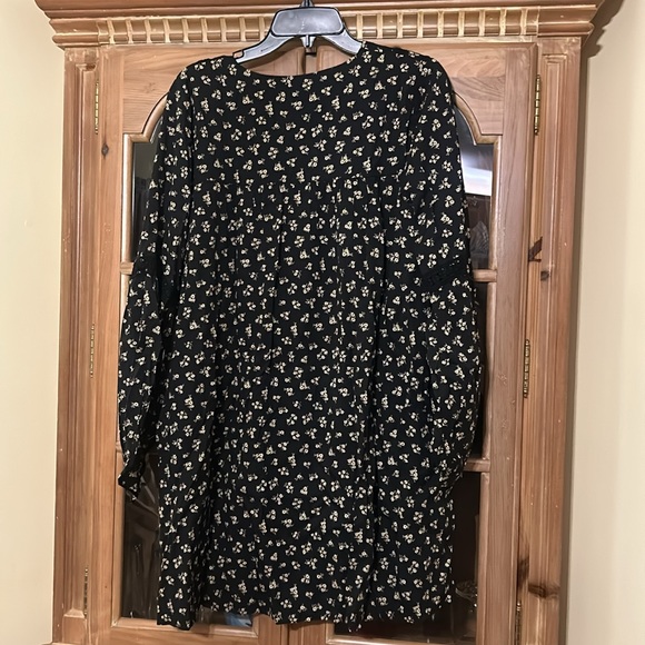 TWILIGHT DREAMS MINI DRESS - Picture 7 of 8